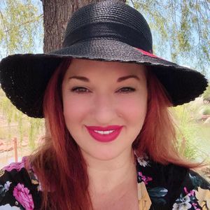 Meet your Posher, Jules